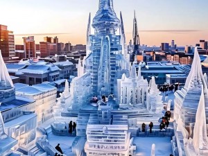 打造全球冰雪旅游胜地：冰雪世界建筑的独特设计技巧分享