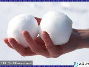 一弯腰两个雪球视频，为什么能在短时间内走红？