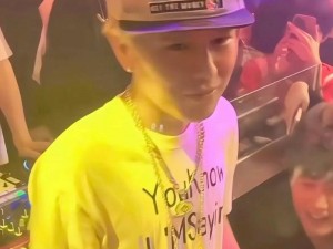 为什么 18 岁女 RAPPER 会走红？仙踪林 18 岁女 RAPPER 是怎么做到的？